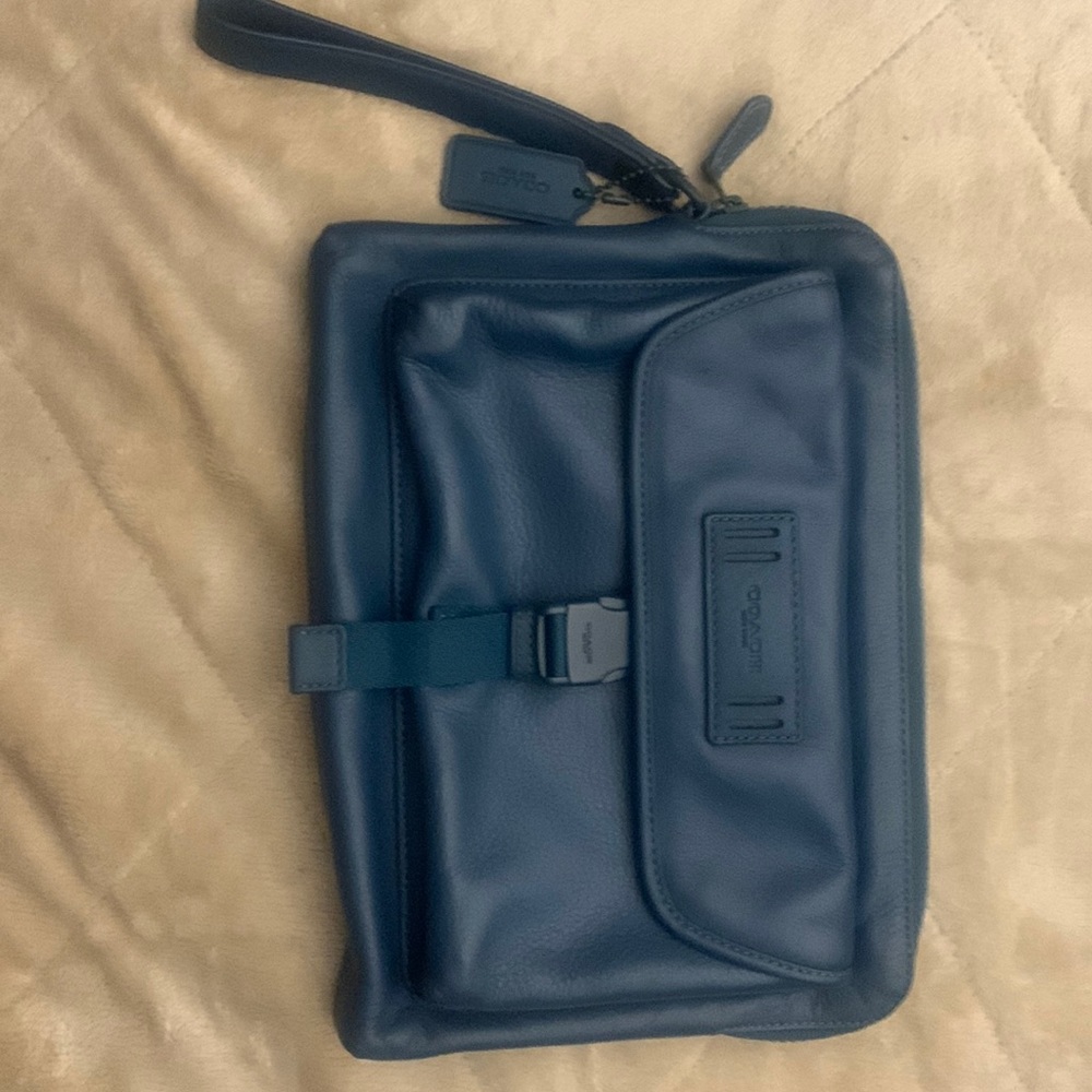 Coach Ranger Pouch in Reef Blue
